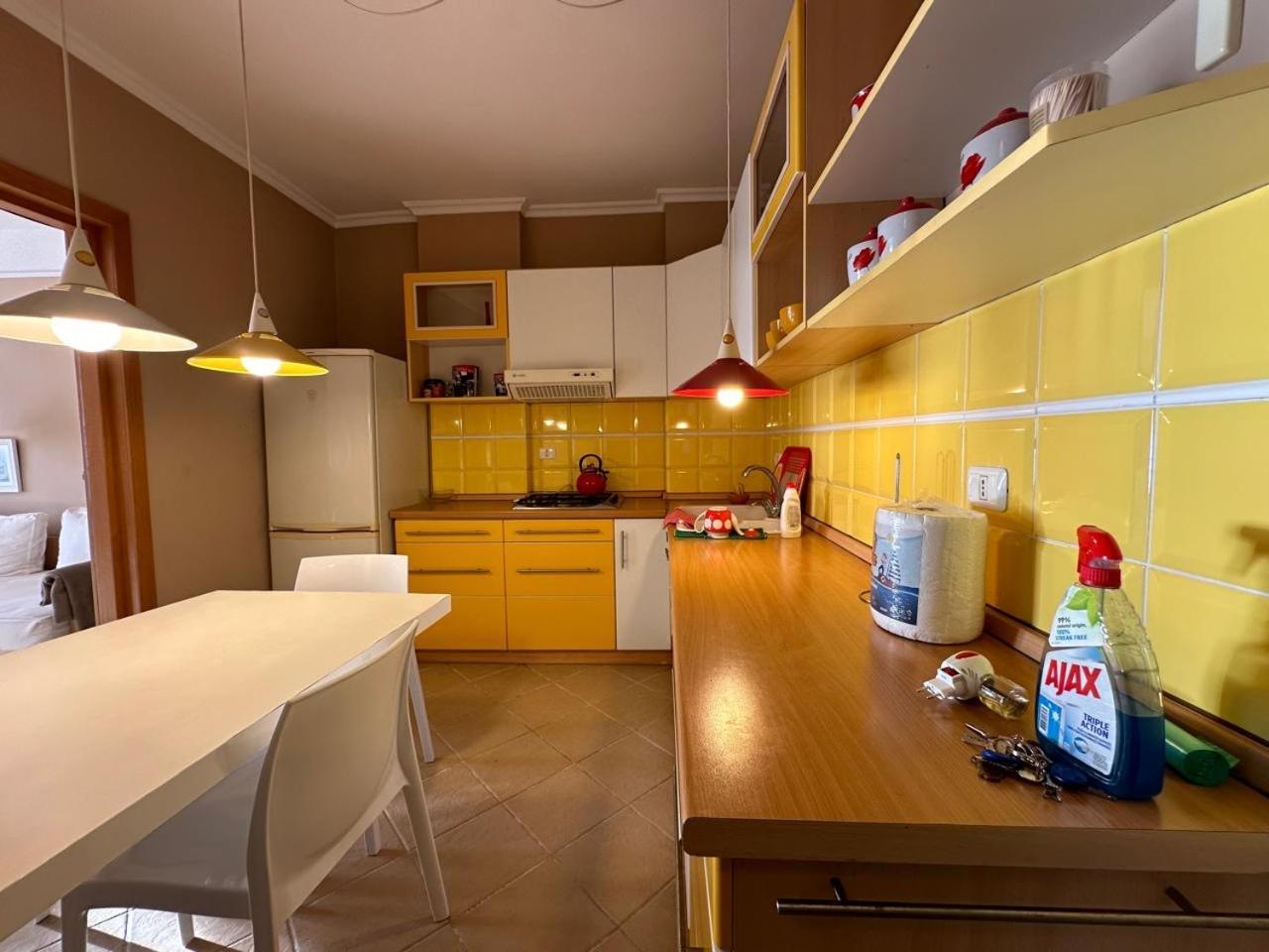 Beach View! Seaside Apartment Durrës Extérieur photo